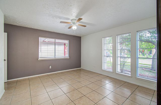 7319 Skybright Lane, Houston, TX 77095