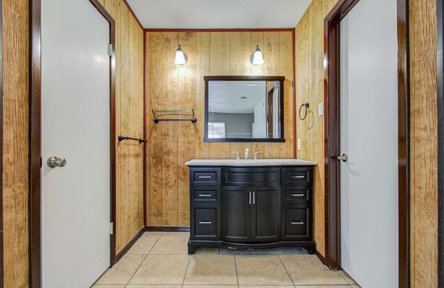 7319 Skybright Lane, Houston, TX 77095