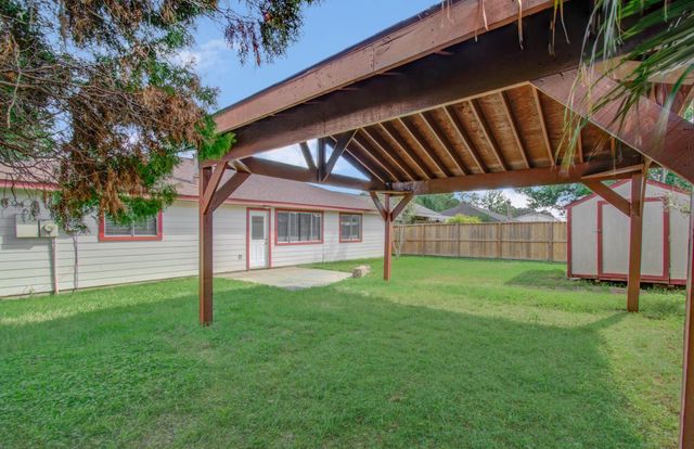 7319 Skybright Lane, Houston, TX 77095