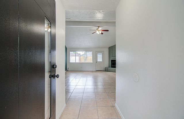 7319 Skybright Lane, Houston, TX 77095