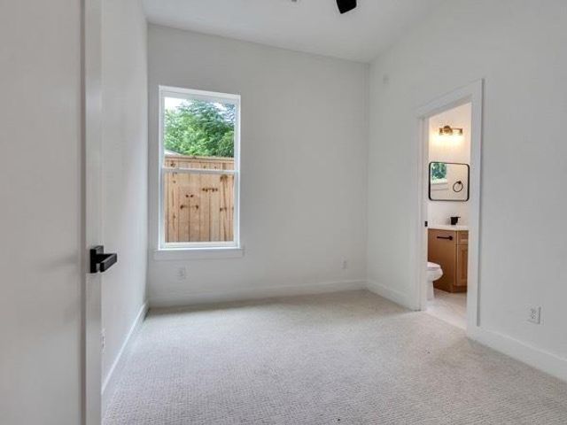 2711 Delano Street, Houston, TX 77004