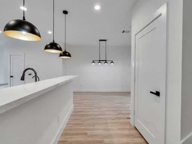 2711 Delano Street, Houston, TX 77004