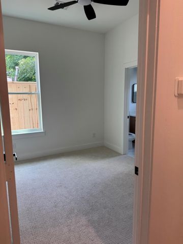 2711 Delano Street, Houston, TX 77004