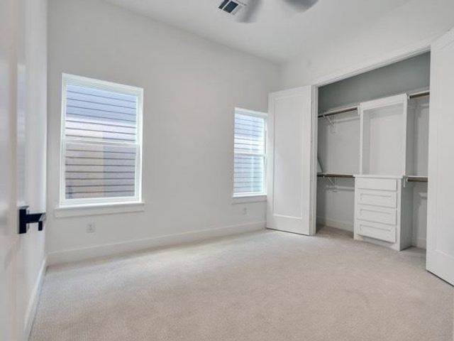 2711 Delano Street, Houston, TX 77004