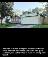 1126 E Brompton Drive, Pearland, TX 77584