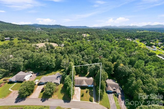 62 Chickwood Trail, Weaverville, NC 28787