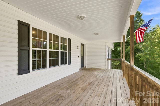 62 Chickwood Trail, Weaverville, NC 28787