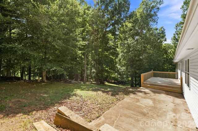 62 Chickwood Trail, Weaverville, NC 28787
