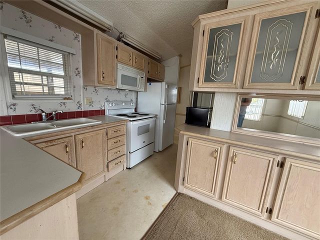 231 ST GEORGE DRIVE, Davenport, FL 33837