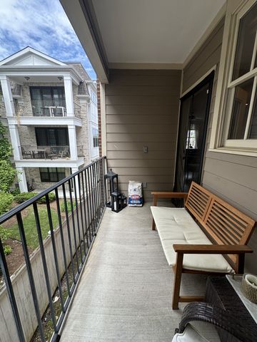 2114 Acklen Ave Apt 305, Nashville, TN 37212