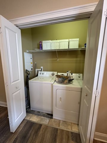 2114 Acklen Ave Apt 305, Nashville, TN 37212