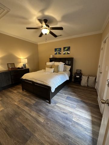 2114 Acklen Ave Apt 305, Nashville, TN 37212
