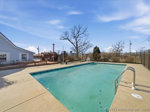 168 Murray Lane, Strang, OK 74367