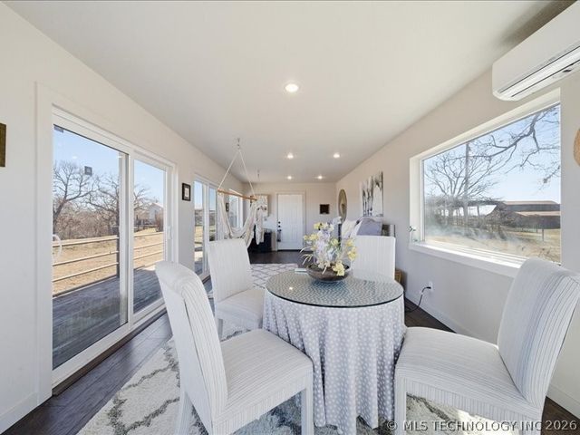 168 Murray Lane, Strang, OK 74367