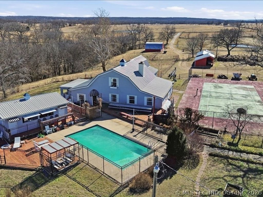 168 Murray Lane, Strang, OK 74367