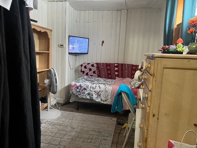 51 Exeter St, Fitchburg, MA 01420