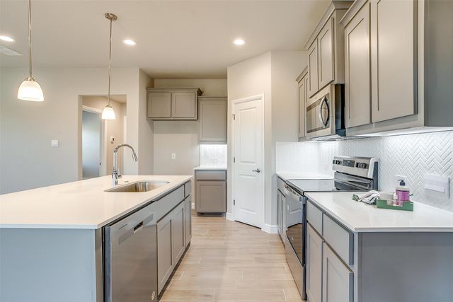 413 Alice Harney Road, Burleson, TX 76028