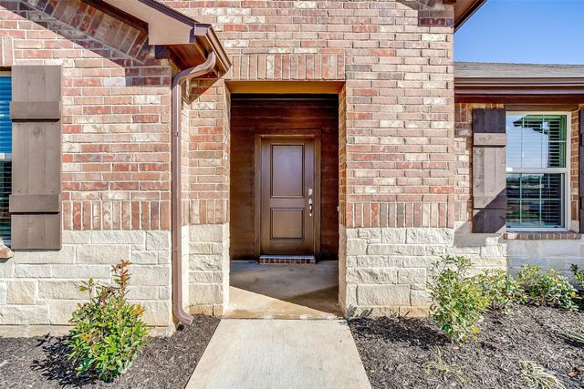 413 Alice Harney Road, Burleson, TX 76028