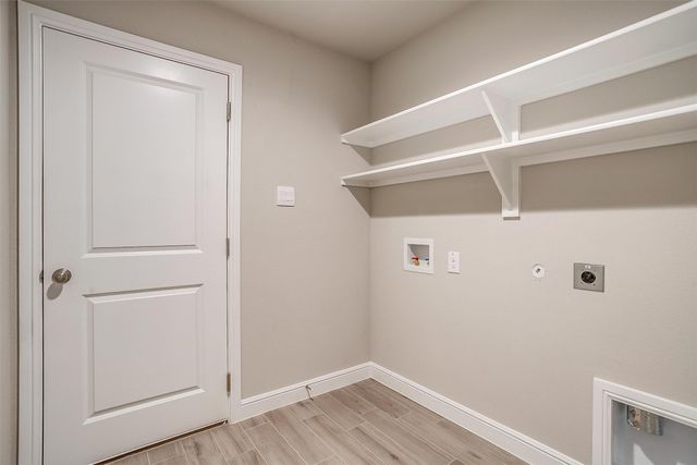 413 Alice Harney Road, Burleson, TX 76028