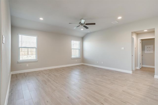 413 Alice Harney Road, Burleson, TX 76028