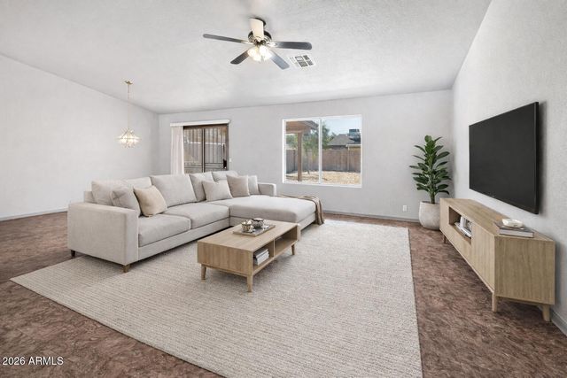 5610 N 74TH Avenue, Glendale, AZ 85303