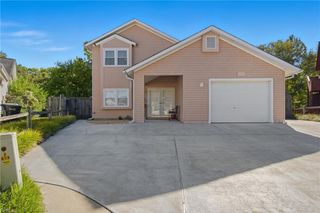 613 Rock Spring CT, Virginia Beach, VA 23462