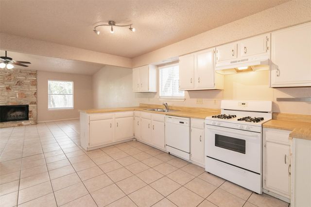 3312 Galesburg DR, Austin, TX 78745