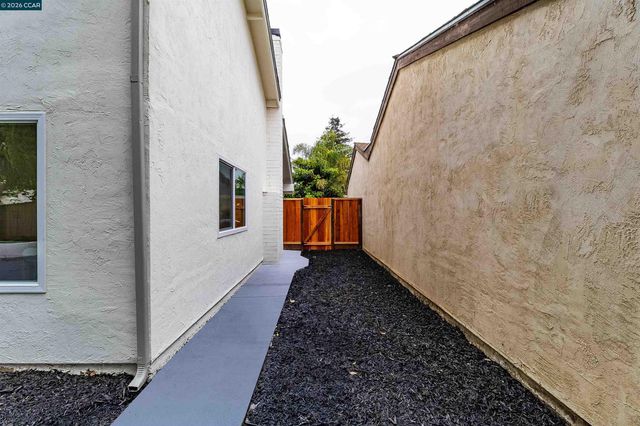 2244 Grouse Way, Union City, CA 94587
