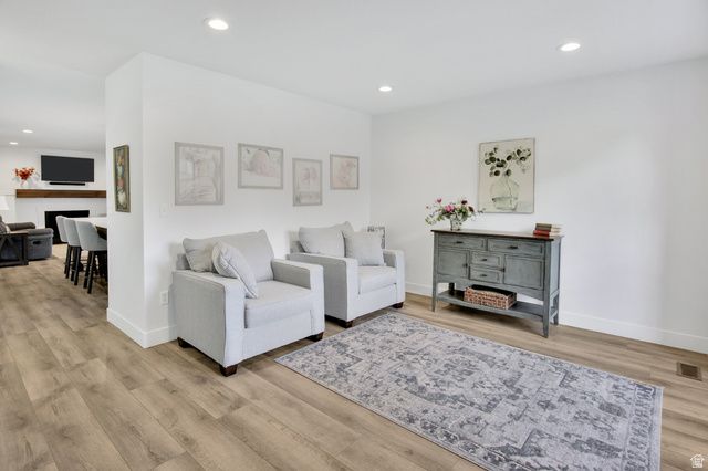 1033 E 5000 S, South Ogden, UT 84403