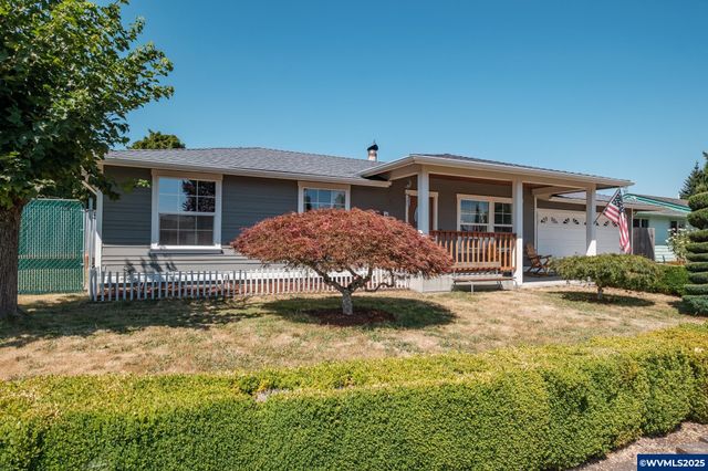 4635 Coronation Ct NE, Salem, OR 97301