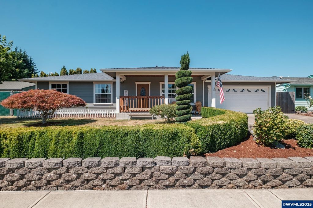 4635 Coronation Ct NE, Salem, OR 97301