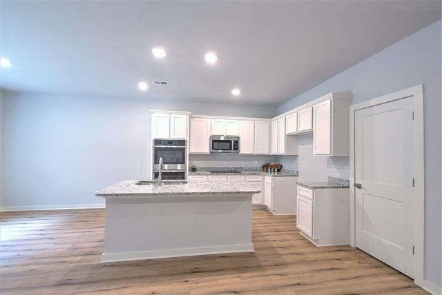 135 Post Oak Drive, Jackson, GA 30233