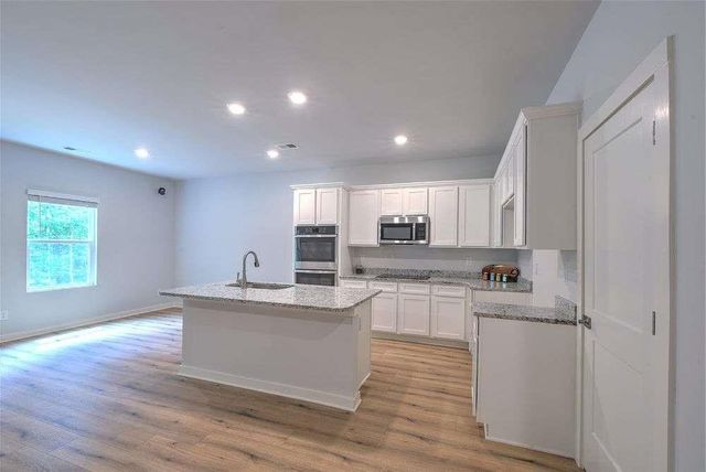 135 Post Oak Drive, Jackson, GA 30233