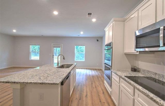 135 Post Oak Drive, Jackson, GA 30233