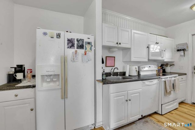 12 Fairview Street, Portland, CT 06480