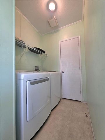 37251 LOIS AVENUE, Zephyrhills, FL 33542