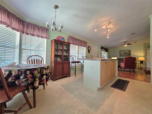 37251 LOIS AVENUE, Zephyrhills, FL 33542