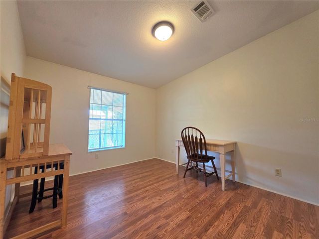 37251 LOIS AVENUE, Zephyrhills, FL 33542