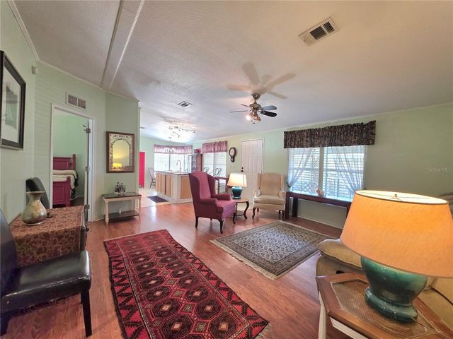 37251 LOIS AVENUE, Zephyrhills, FL 33542