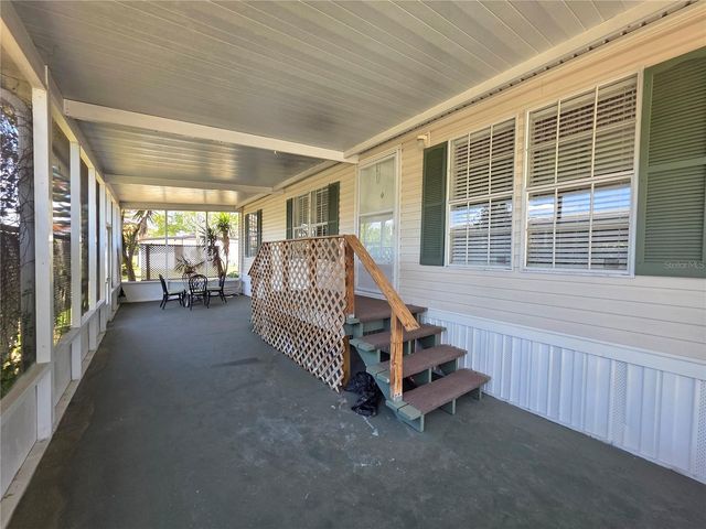 37251 LOIS AVENUE, Zephyrhills, FL 33542