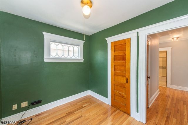 411 Berkeley Ave, Bloomfield Twp., NJ 07003