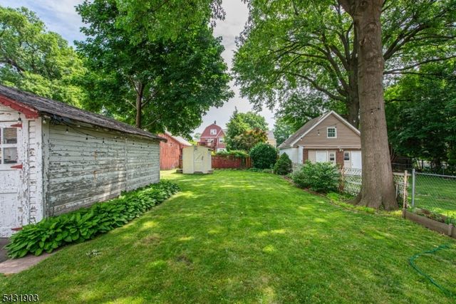411 Berkeley Ave, Bloomfield Twp., NJ 07003