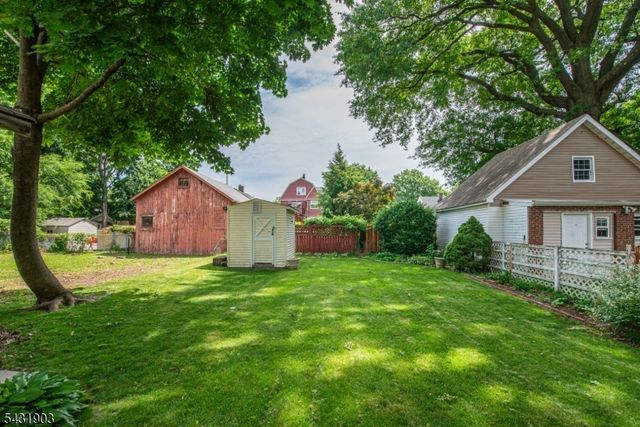 411 Berkeley Ave, Bloomfield Twp., NJ 07003