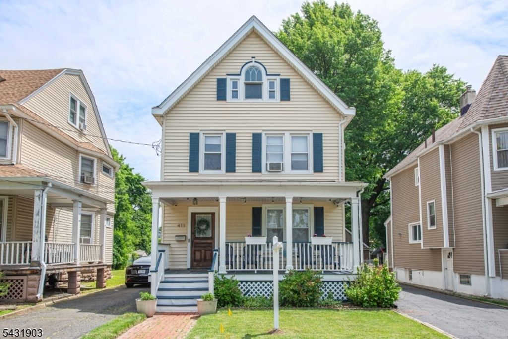 411 Berkeley Ave, Bloomfield Twp., NJ 07003