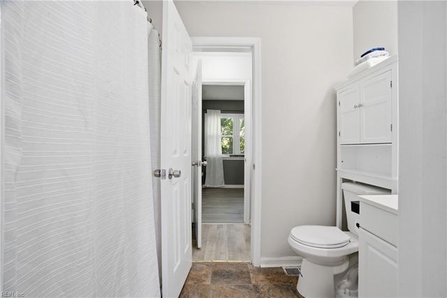 1644 Fairfax DR, Virginia Beach, VA 23453