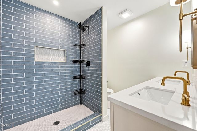 1621 N Park Avenue, Burlington, NC 27217