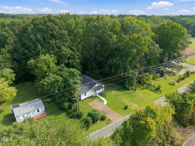1621 N Park Avenue, Burlington, NC 27217