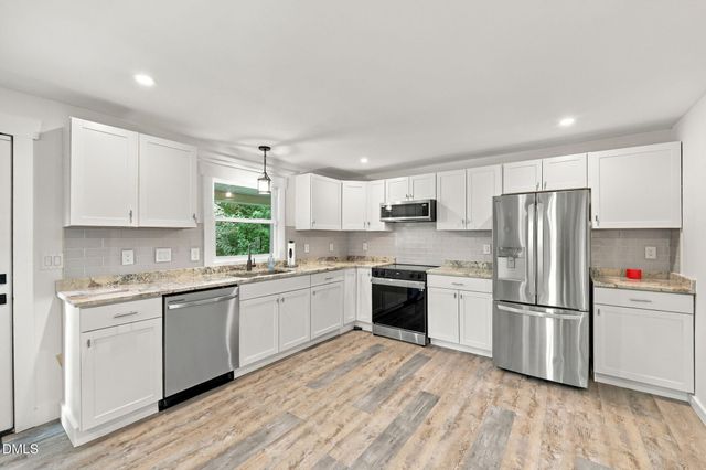 1621 N Park Avenue, Burlington, NC 27217