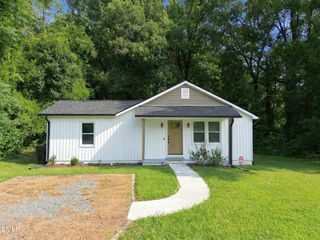 1621 N Park Avenue, Burlington, NC 27217