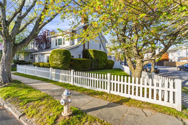 41 Rhodes Street, New Rochelle, NY 10801